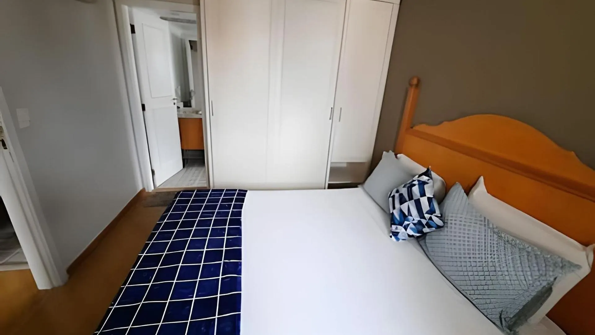 Apart/Hotel C/2Quartos Perto Shopping Ibirapuera Sao Paulo 0*,  Brazil